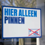 Paneel-hier-aleen-pinnen.jpg